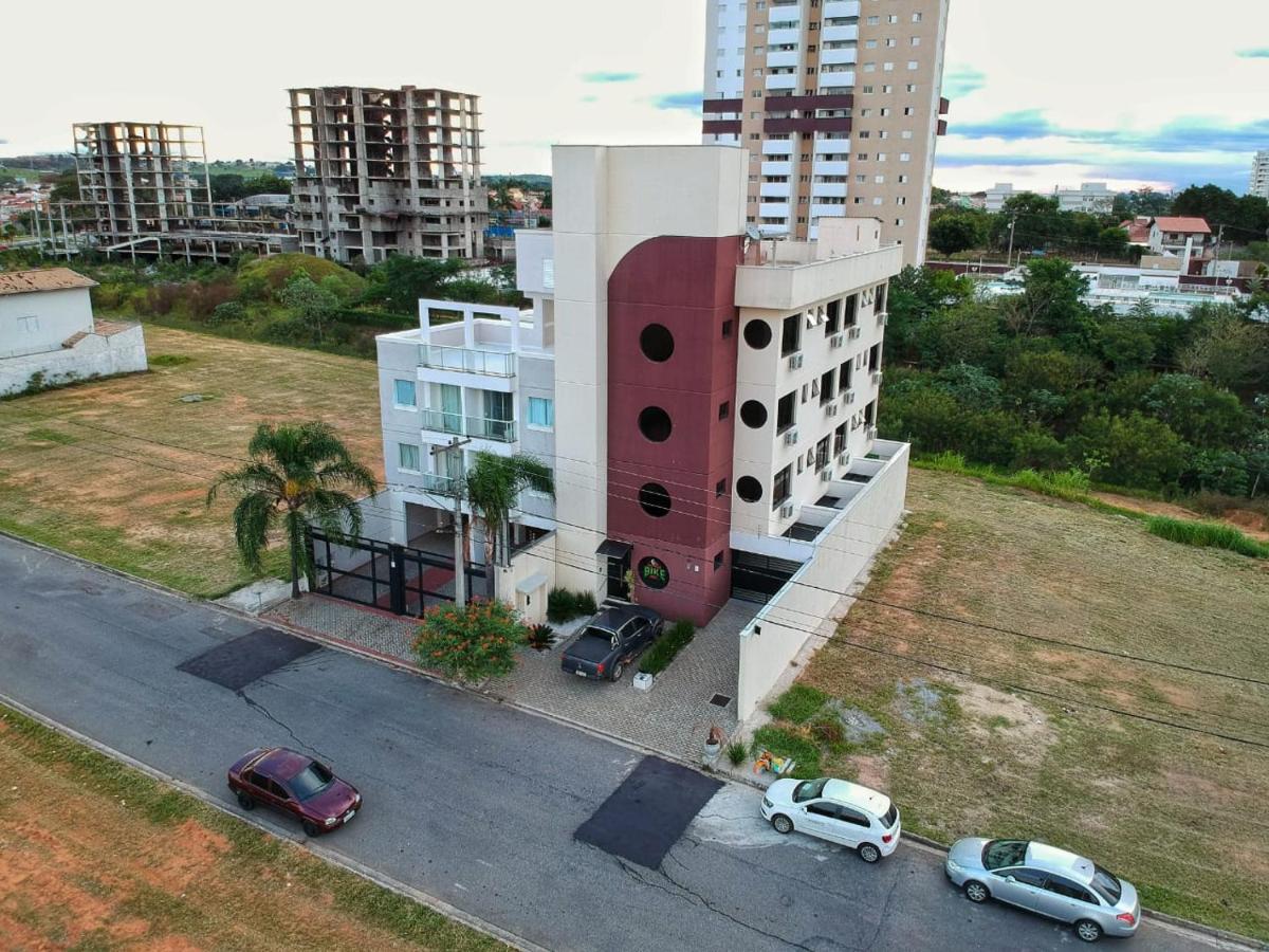 Hotel Flamboyant เตาบาแต ภายนอก รูปภาพ