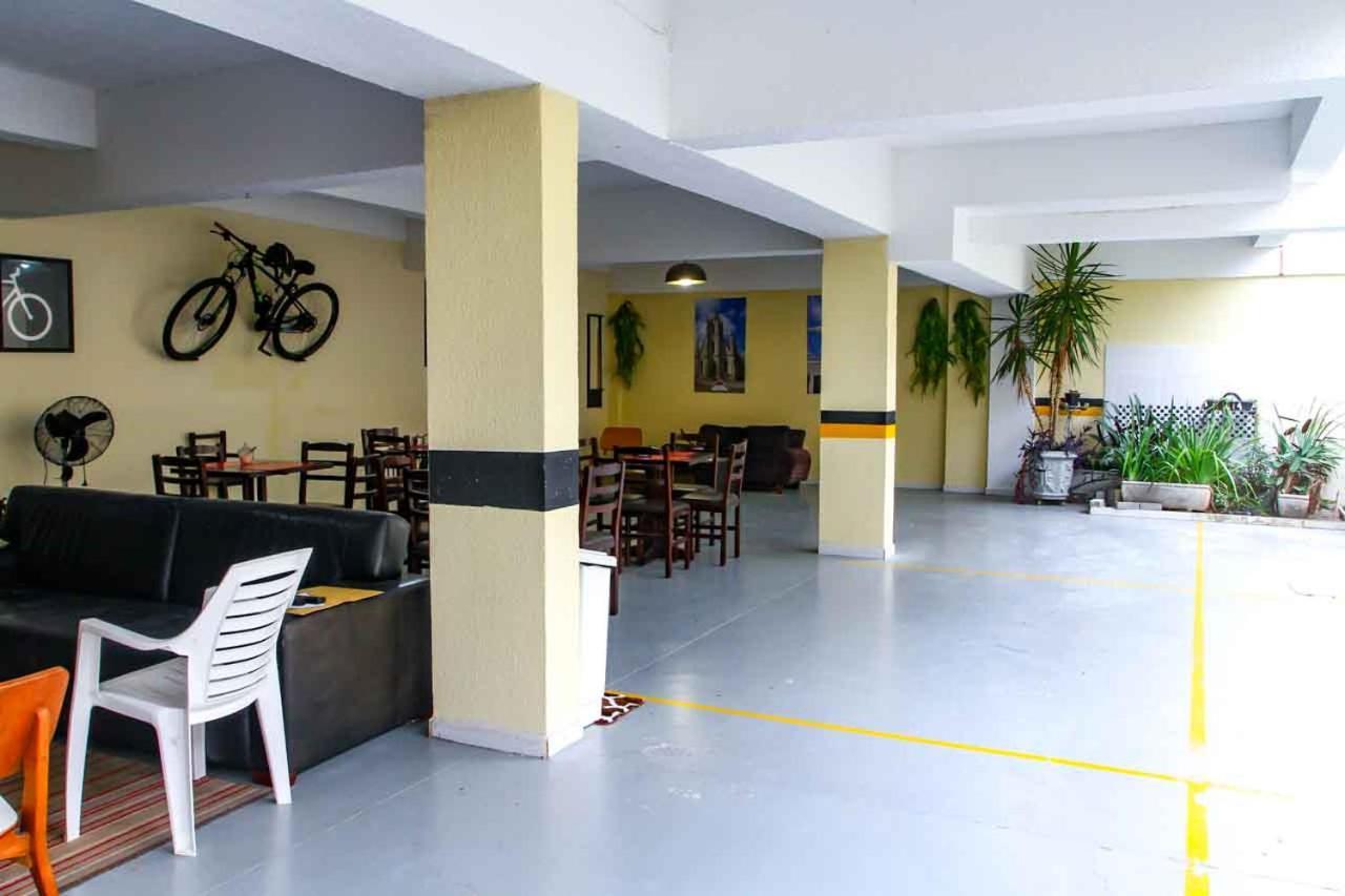 Hotel Flamboyant เตาบาแต ภายนอก รูปภาพ