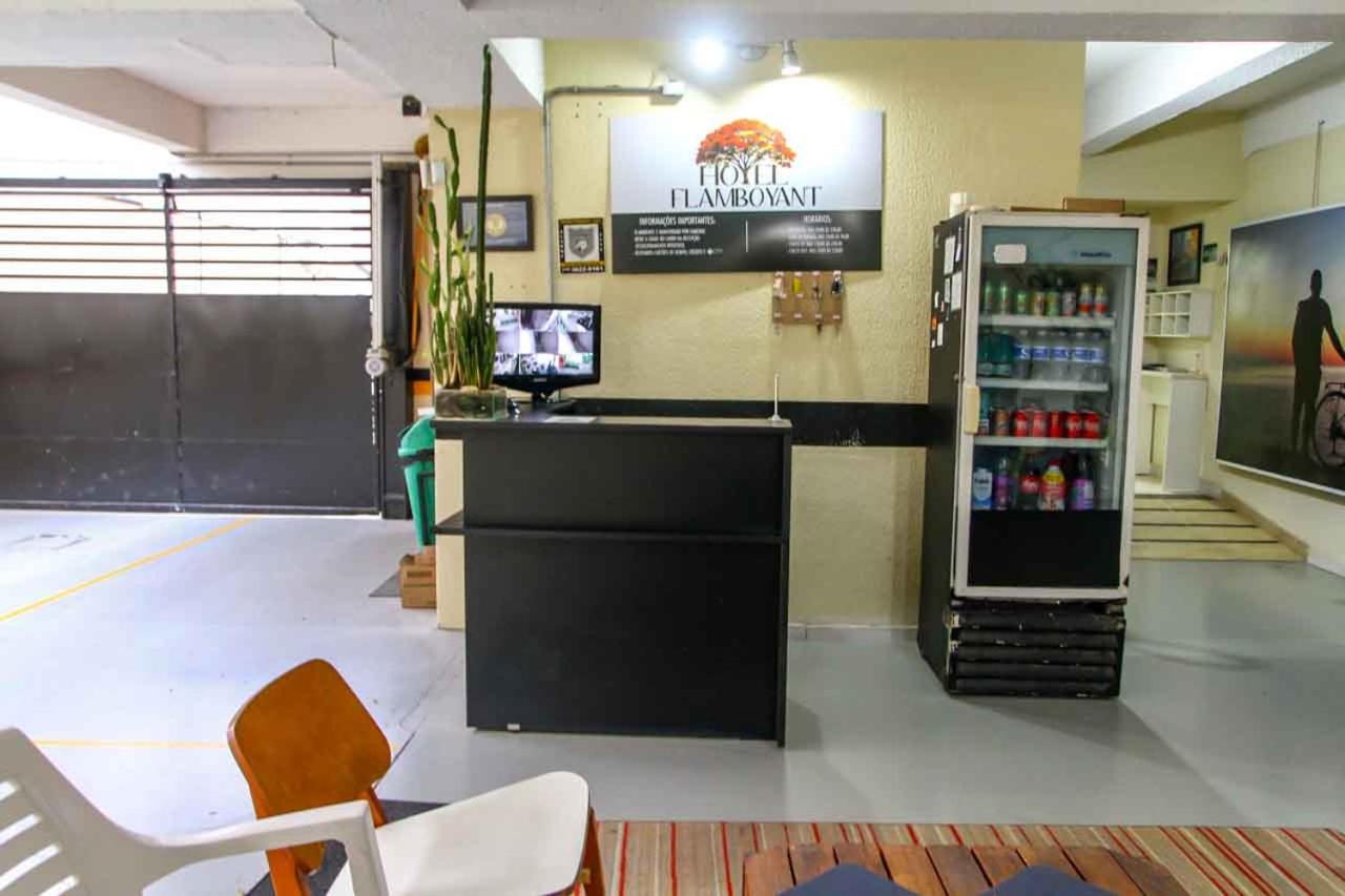Hotel Flamboyant เตาบาแต ภายนอก รูปภาพ